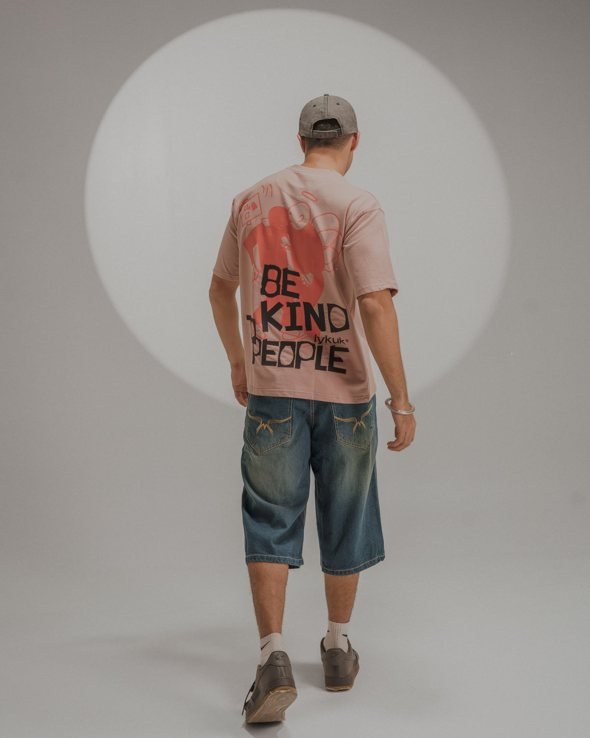 BE KIND TSHIRT