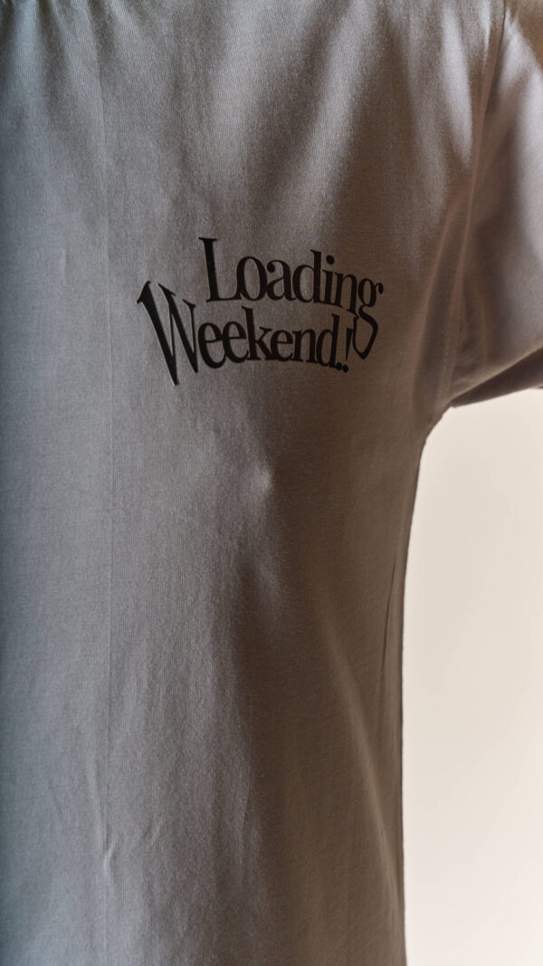 LOADING WEEKEND - Image 3